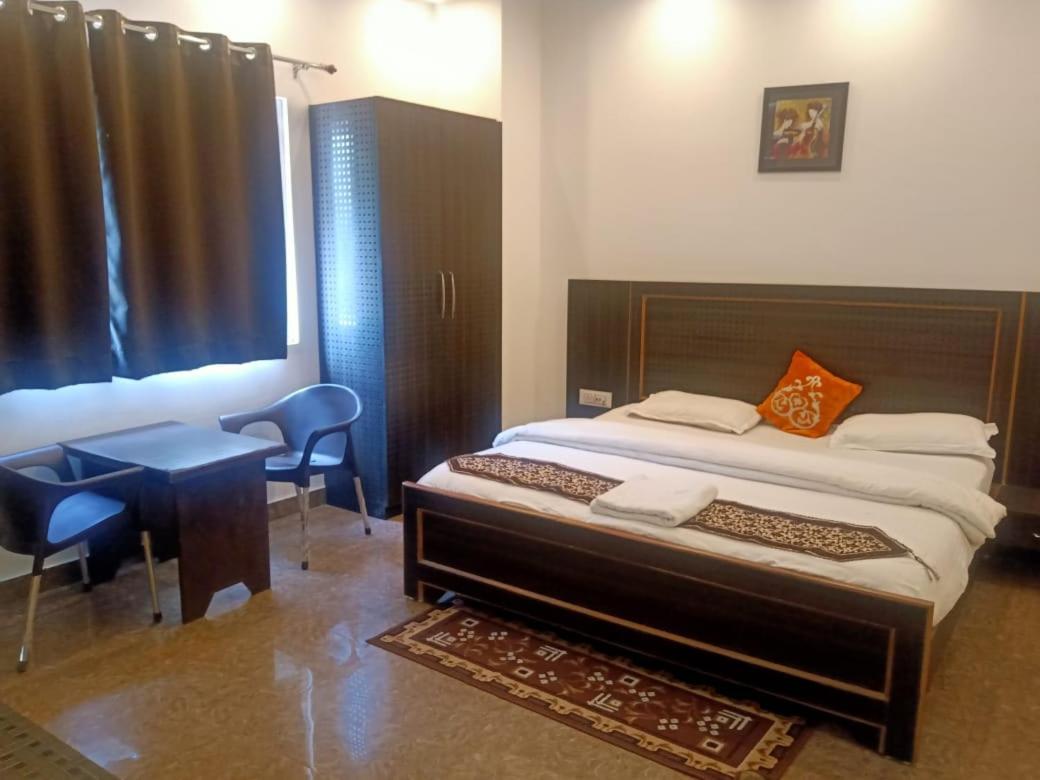 Hotel Rajshree Tanakpur Exterior photo